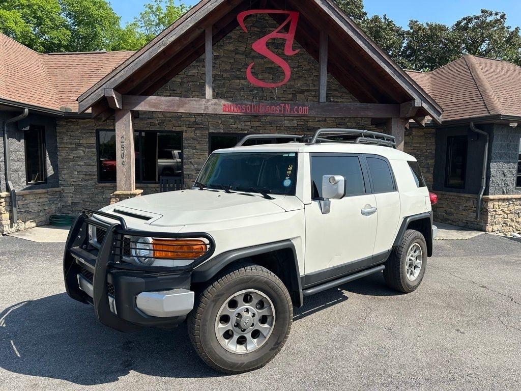 Toyota FJ Cruiser 4WD 4dr Man (Natl) 2012