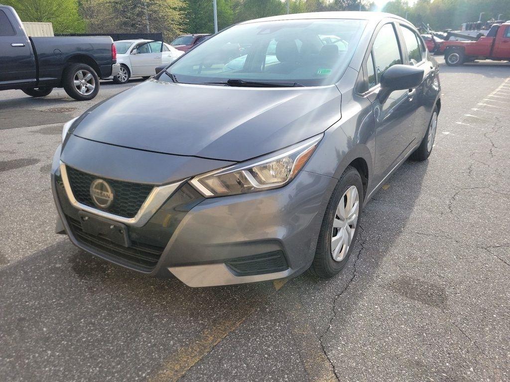 Nissan Versa S CVT 2020