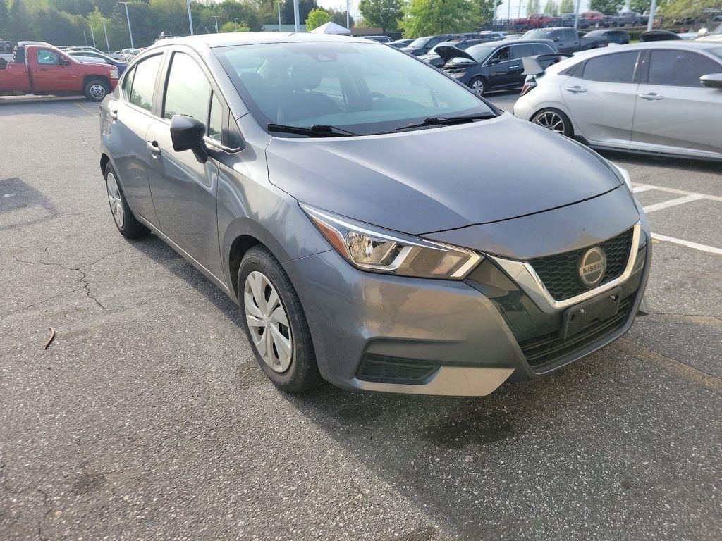 Nissan Versa S CVT 2020