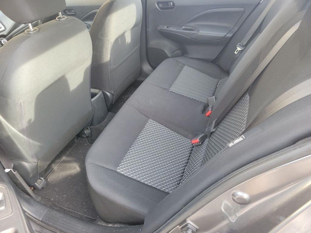 Nissan Versa S CVT 2020