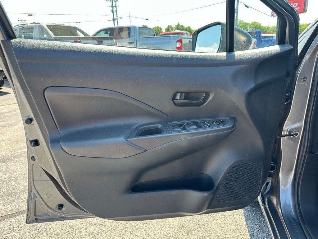 Nissan Versa S CVT 2020