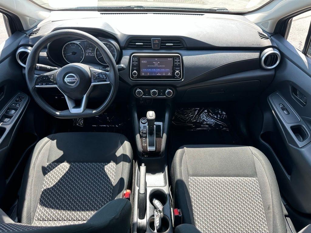Nissan Versa S CVT 2020