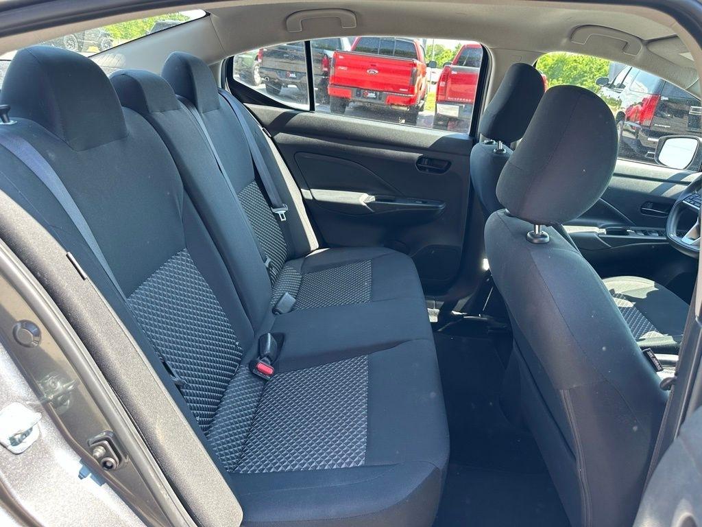 Nissan Versa S CVT 2020