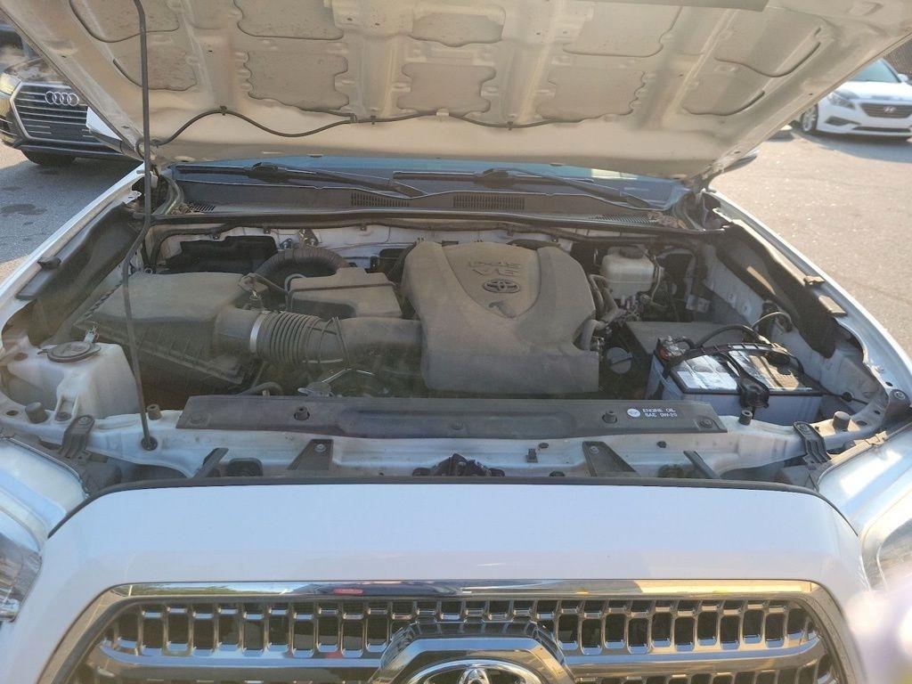 Toyota Tacoma 4WD Double Cab V6 MT TRD Off Road (Natl) 2016