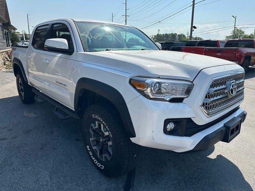 Toyota Tacoma 4WD Double Cab V6 MT TRD Off Road (Natl) 2016