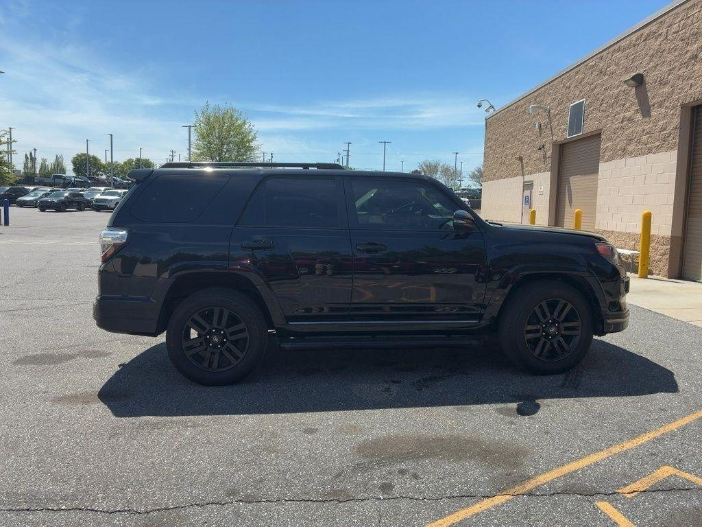 Toyota 4Runner Nightshade 4WD (Natl) 2021