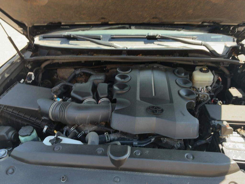 Toyota 4Runner Nightshade 4WD (Natl) 2021