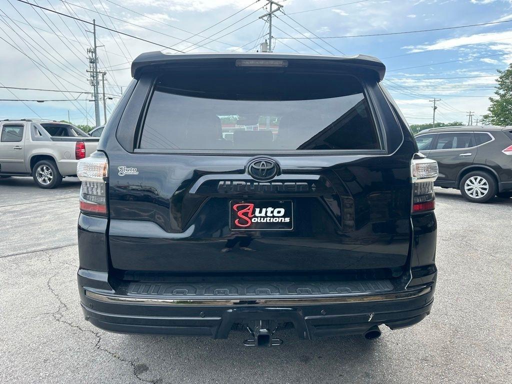 Toyota 4Runner Nightshade 4WD (Natl) 2021