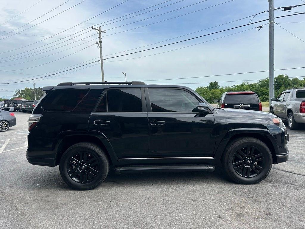 Toyota 4Runner Nightshade 4WD (Natl) 2021