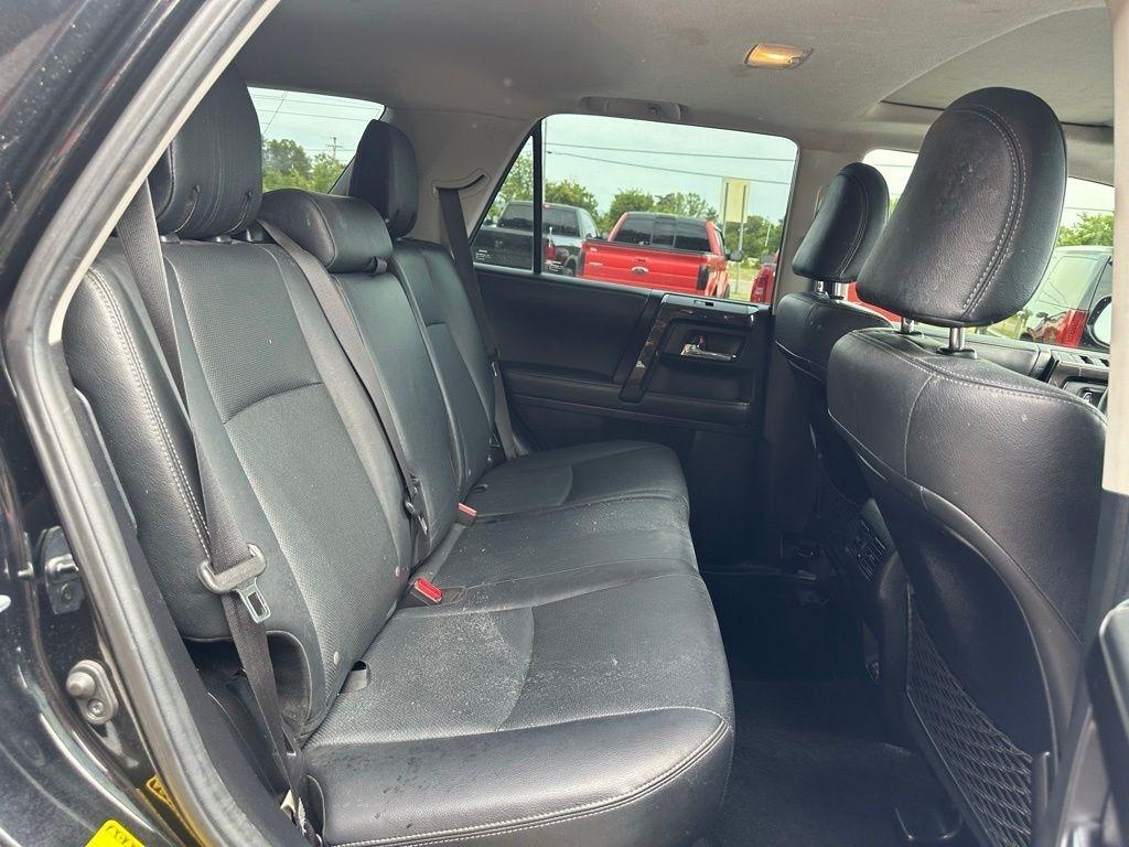 Toyota 4Runner Nightshade 4WD (Natl) 2021