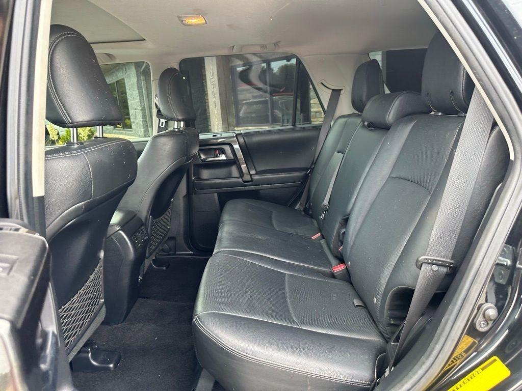 Toyota 4Runner Nightshade 4WD (Natl) 2021
