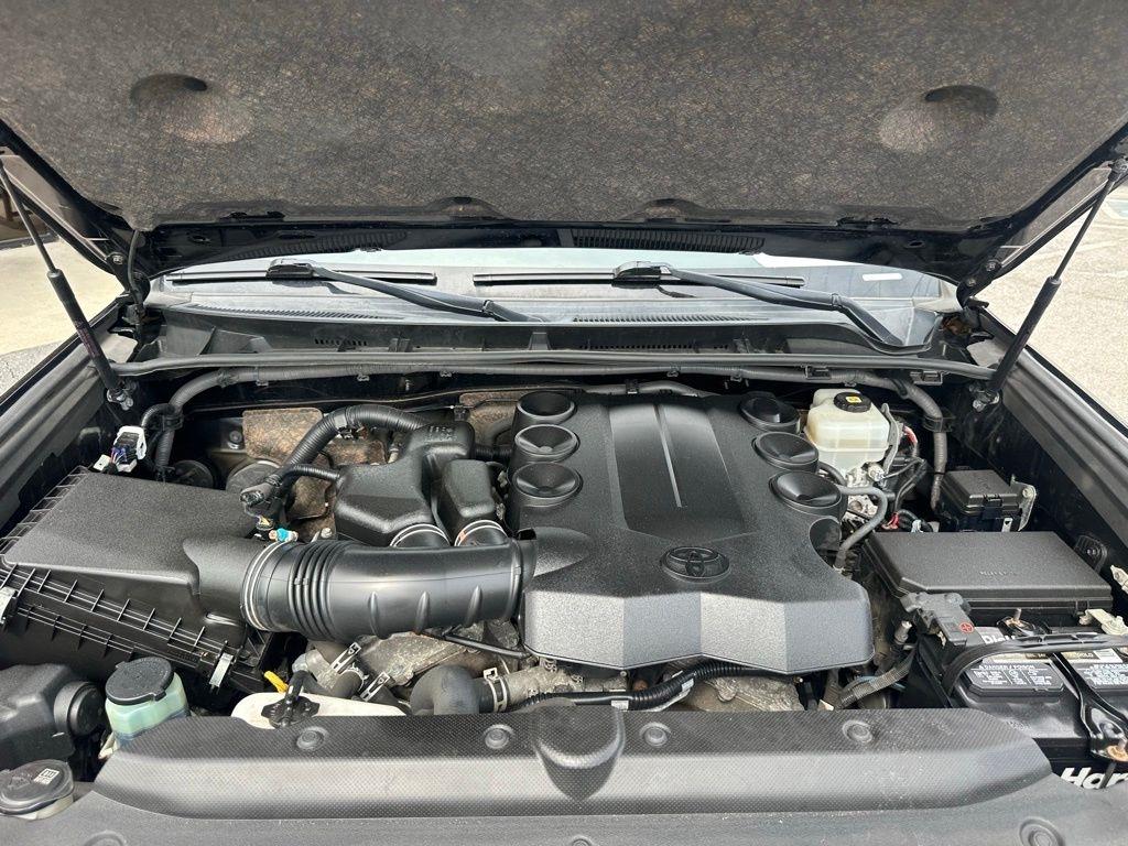 Toyota 4Runner Nightshade 4WD (Natl) 2021