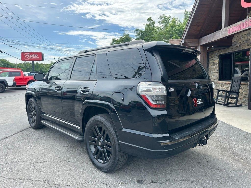 Toyota 4Runner Nightshade 4WD (Natl) 2021