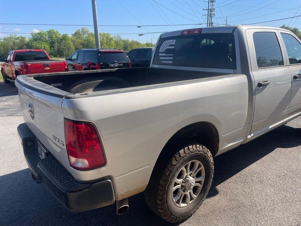 RAM 2500 Tradesman 4x4 Crew Cab 6'4" Box 2018