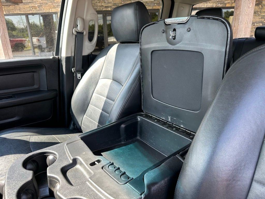 RAM 2500 Tradesman 4x4 Crew Cab 6'4" Box 2018