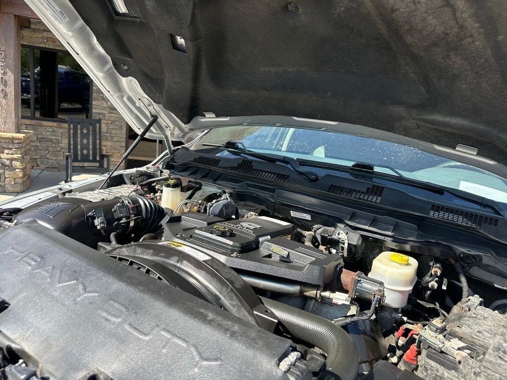 RAM 2500 Tradesman 4x4 Crew Cab 6'4" Box 2018