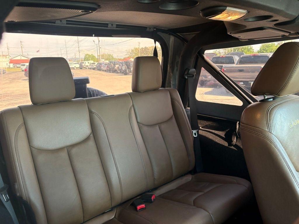 Jeep Wrangler 4WD 2dr Sahara 2015