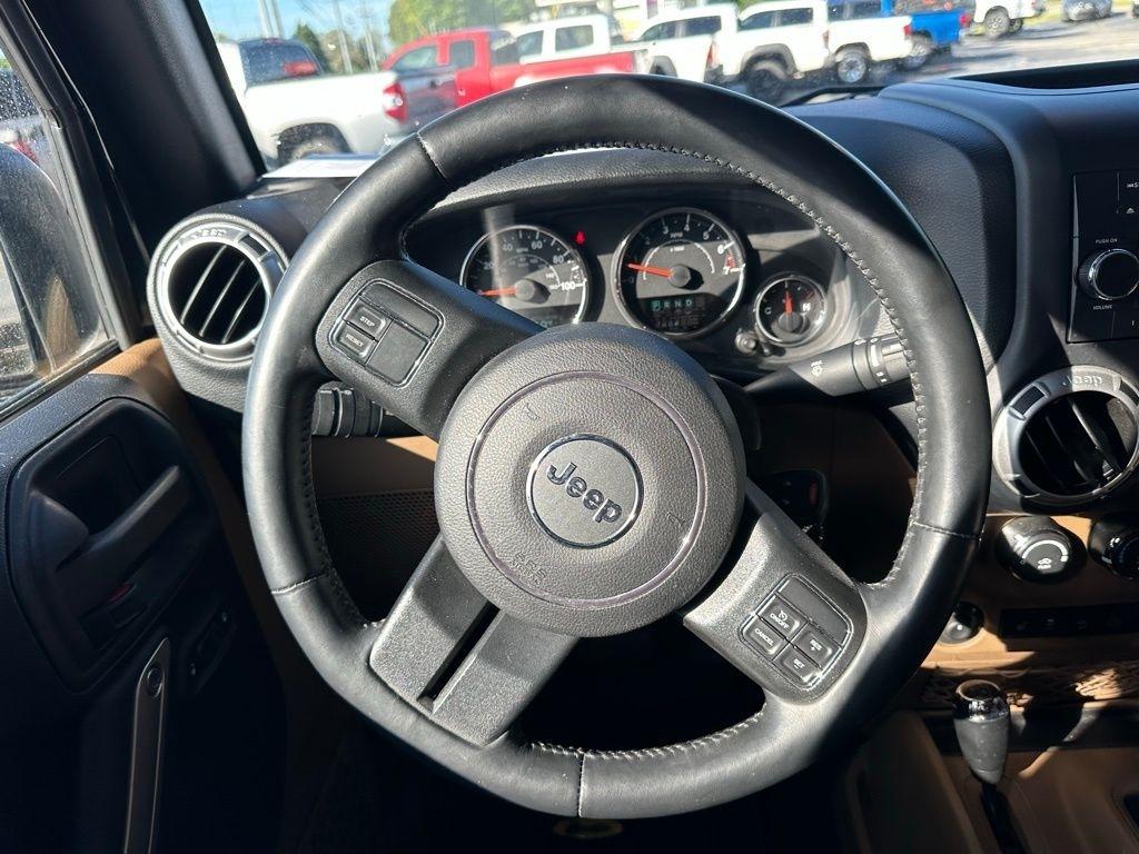 Jeep Wrangler 4WD 2dr Sahara 2015