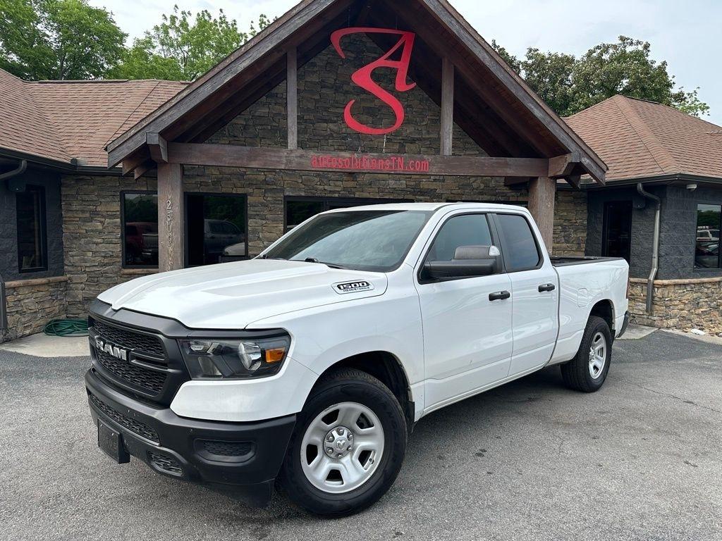 RAM 1500 Tradesman 4x2 Quad Cab 6'4" Box 2024
