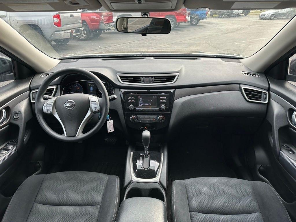 Nissan Rogue FWD 4dr S 2016