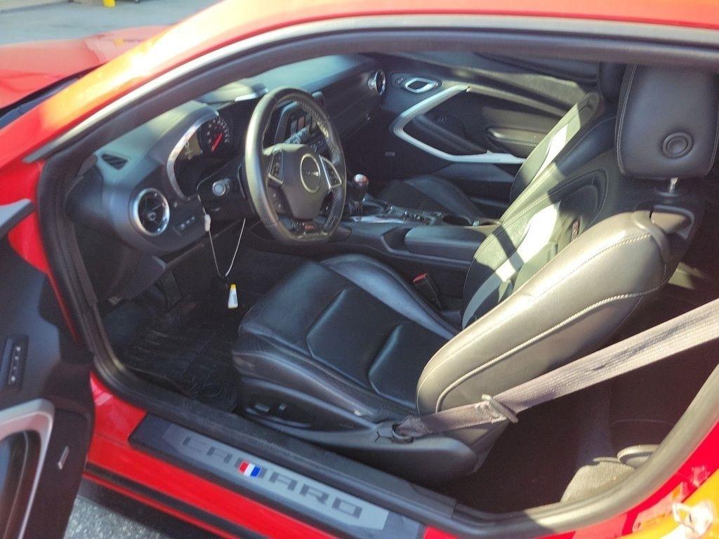 Chevrolet Camaro 2dr Cpe 2SS 2016