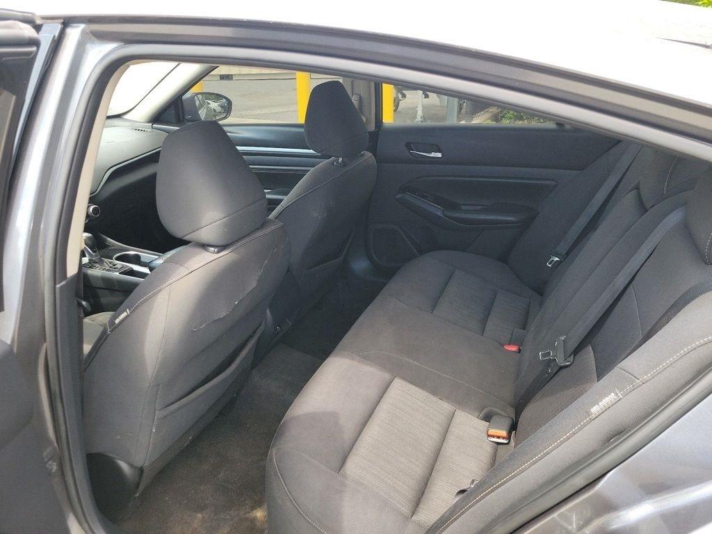 Nissan Altima 2.5 SV Sedan 2021