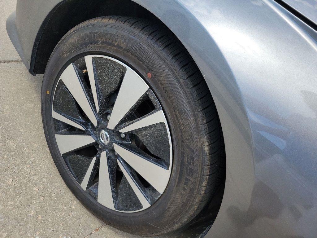 Nissan Altima 2.5 SV Sedan 2021