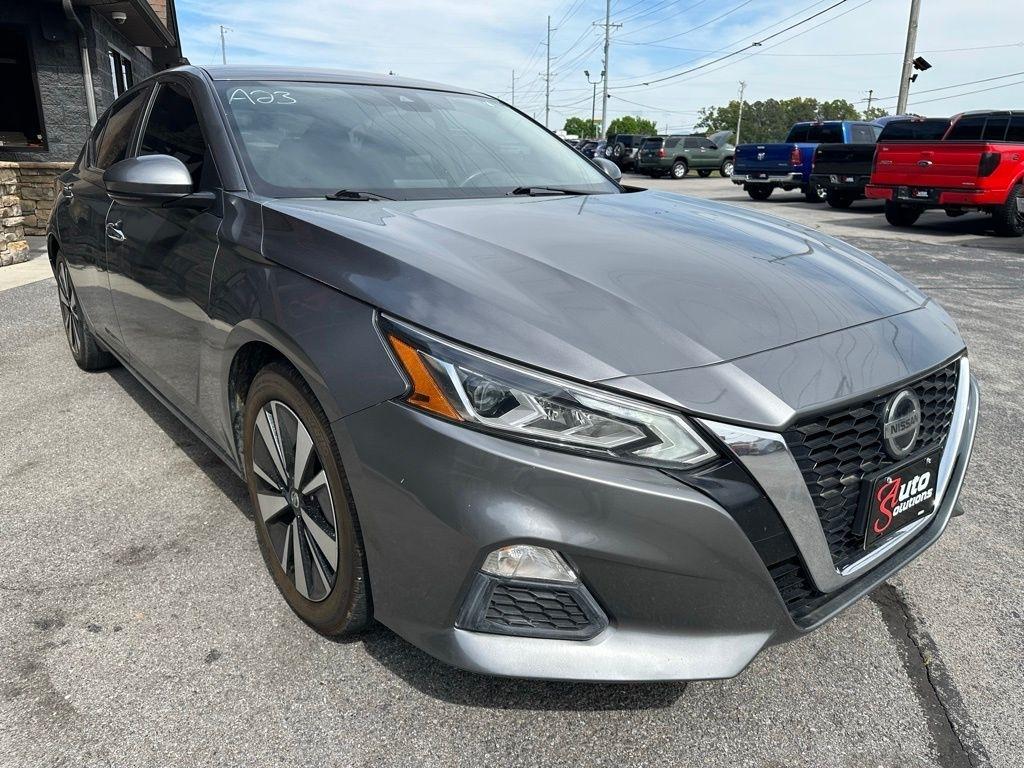 Nissan Altima 2.5 SV Sedan 2021