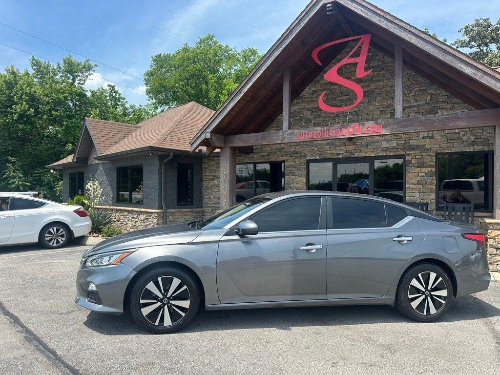 Nissan Altima 2.5 SV Sedan 2021
