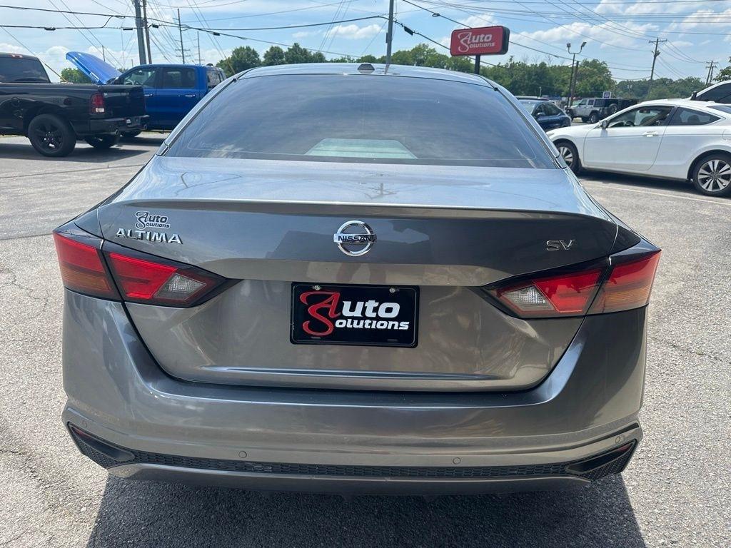 Nissan Altima 2.5 SV Sedan 2021