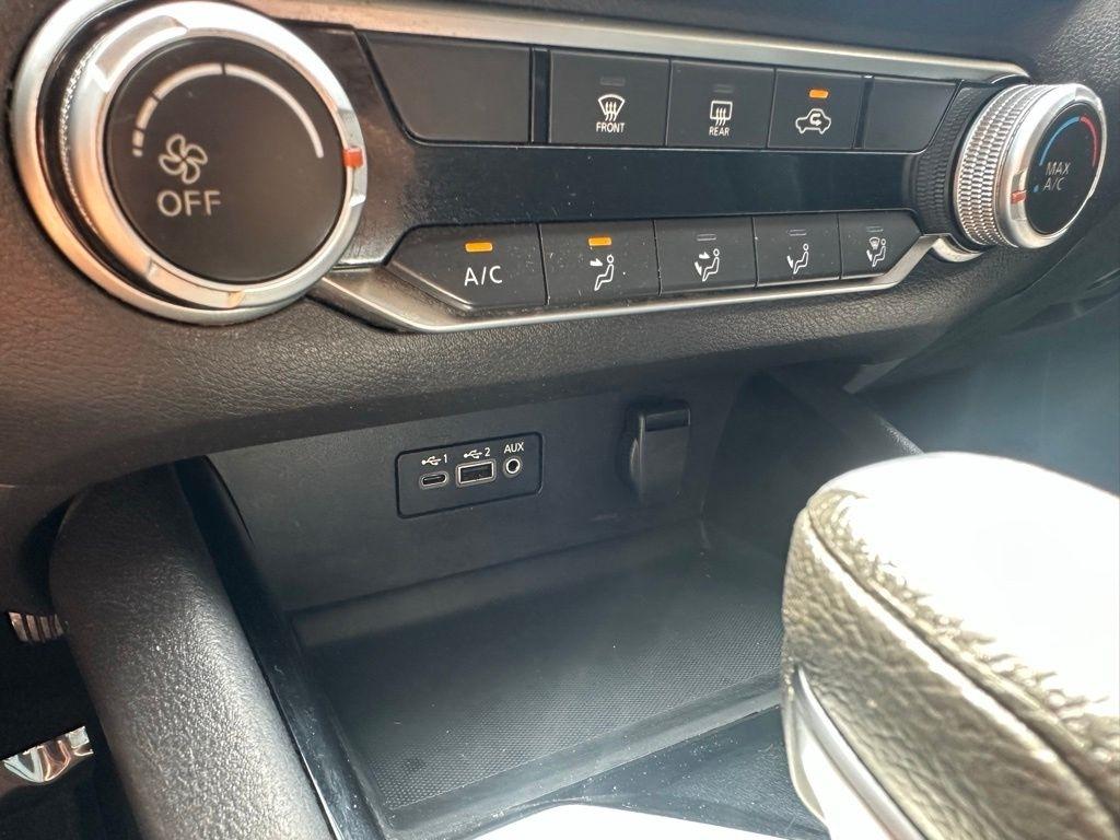 Nissan Altima 2.5 SV Sedan 2021