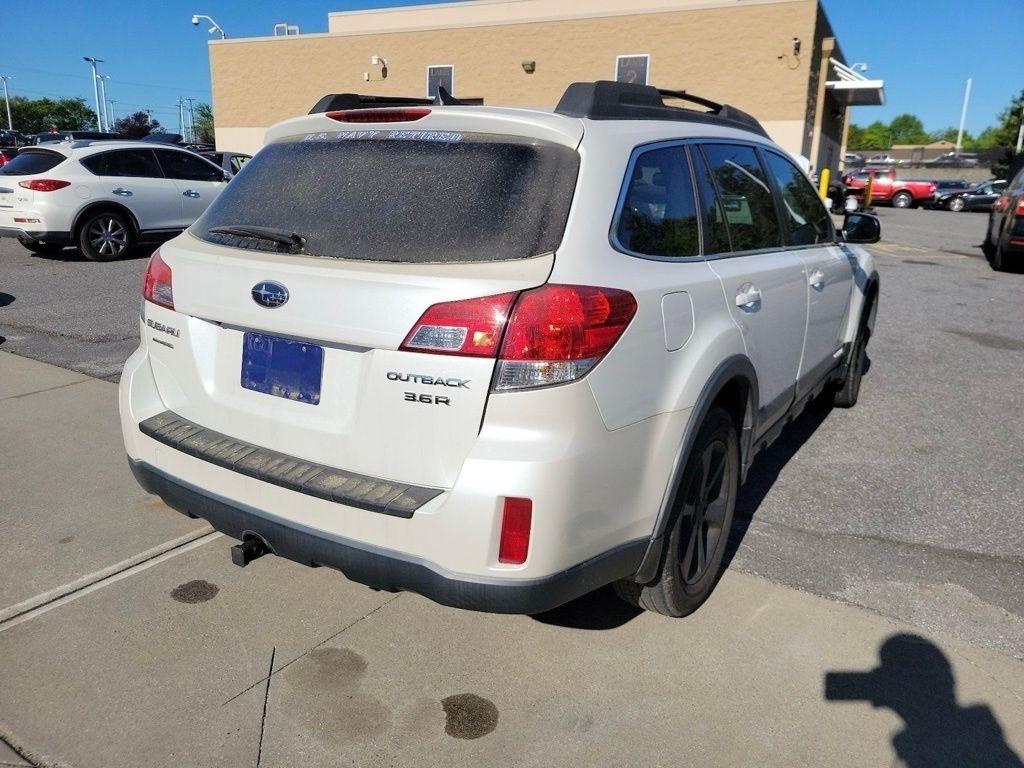 Subaru Outback 4dr Wgn H6 Auto 3.6R Limited 2013