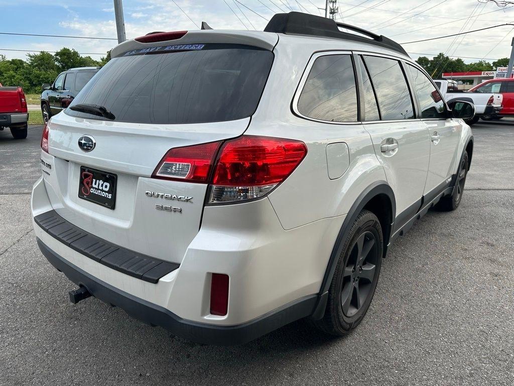 Subaru Outback 4dr Wgn H6 Auto 3.6R Limited 2013