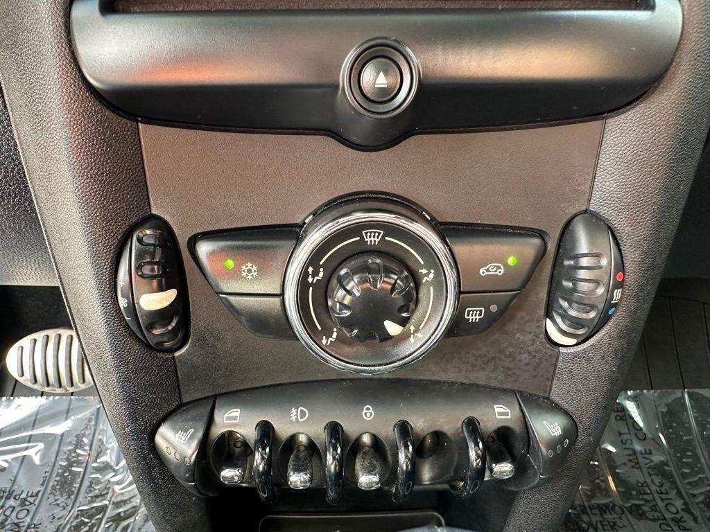 MINI Cooper Clubman 2dr Cpe S 2012