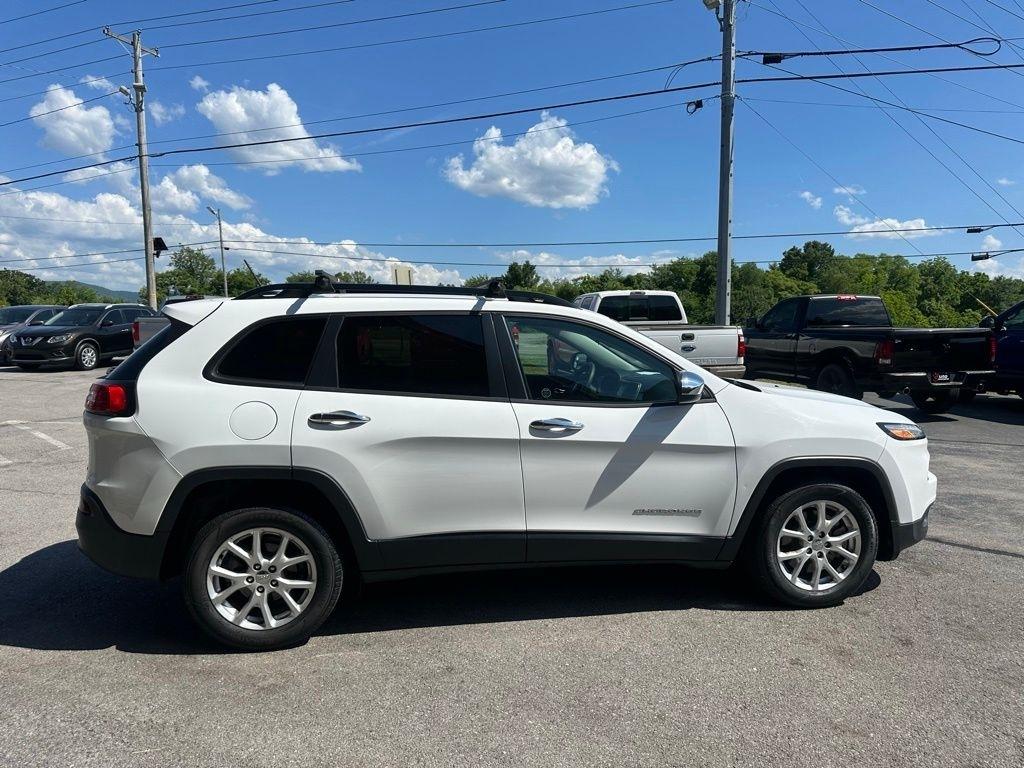 Jeep Cherokee FWD 4dr Sport 2016
