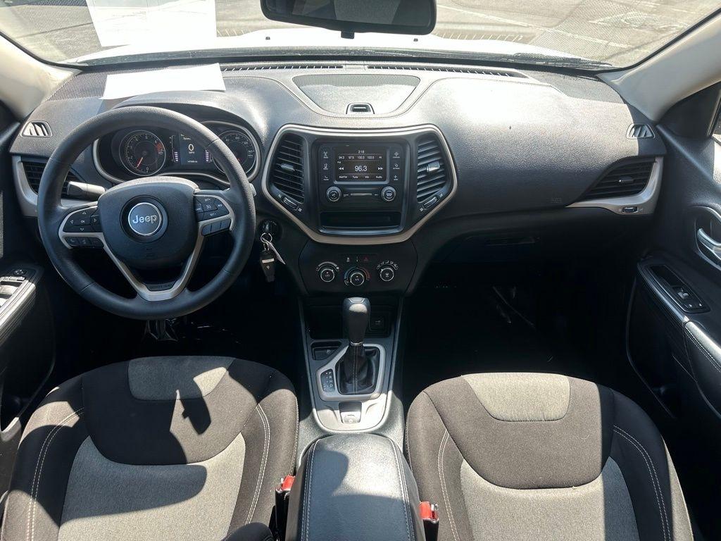 Jeep Cherokee FWD 4dr Sport 2016