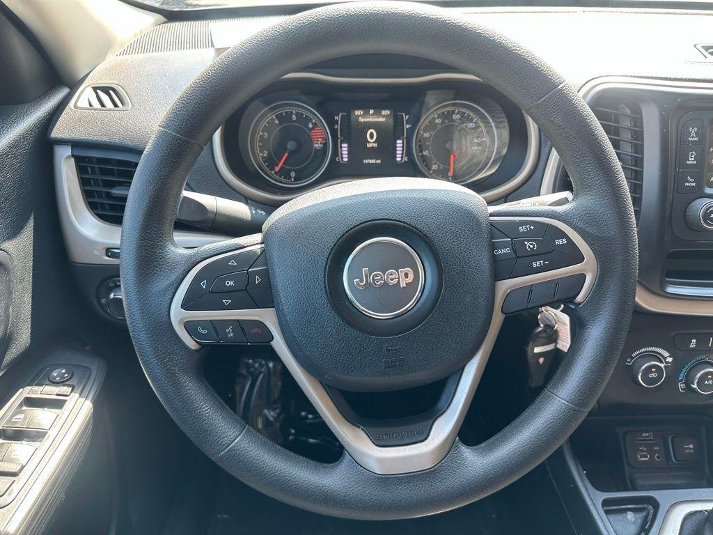 Jeep Cherokee FWD 4dr Sport 2016