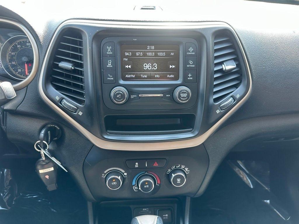 Jeep Cherokee FWD 4dr Sport 2016