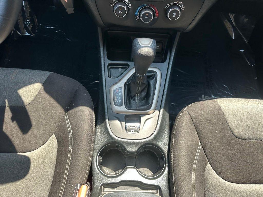 Jeep Cherokee FWD 4dr Sport 2016