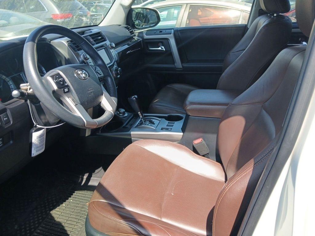 Toyota 4Runner TRD Off Road Premium 4WD (Natl) 2019