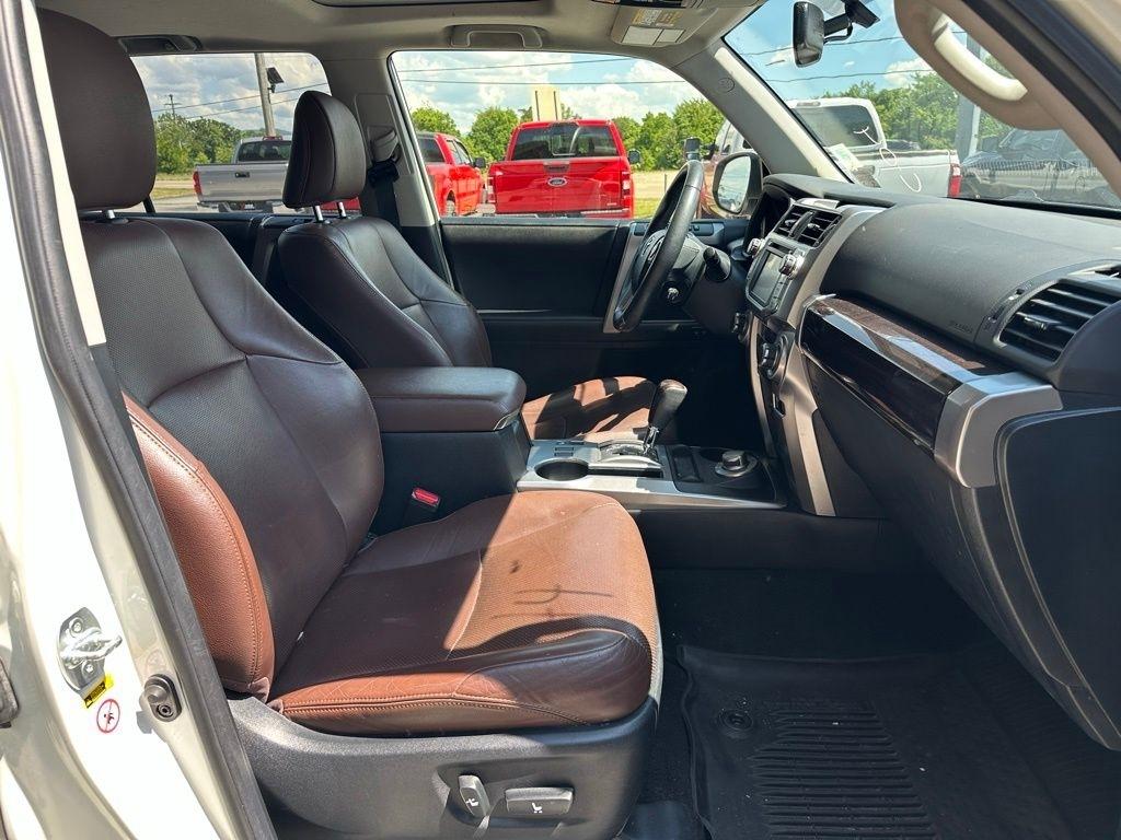 Toyota 4Runner TRD Off Road Premium 4WD (Natl) 2019