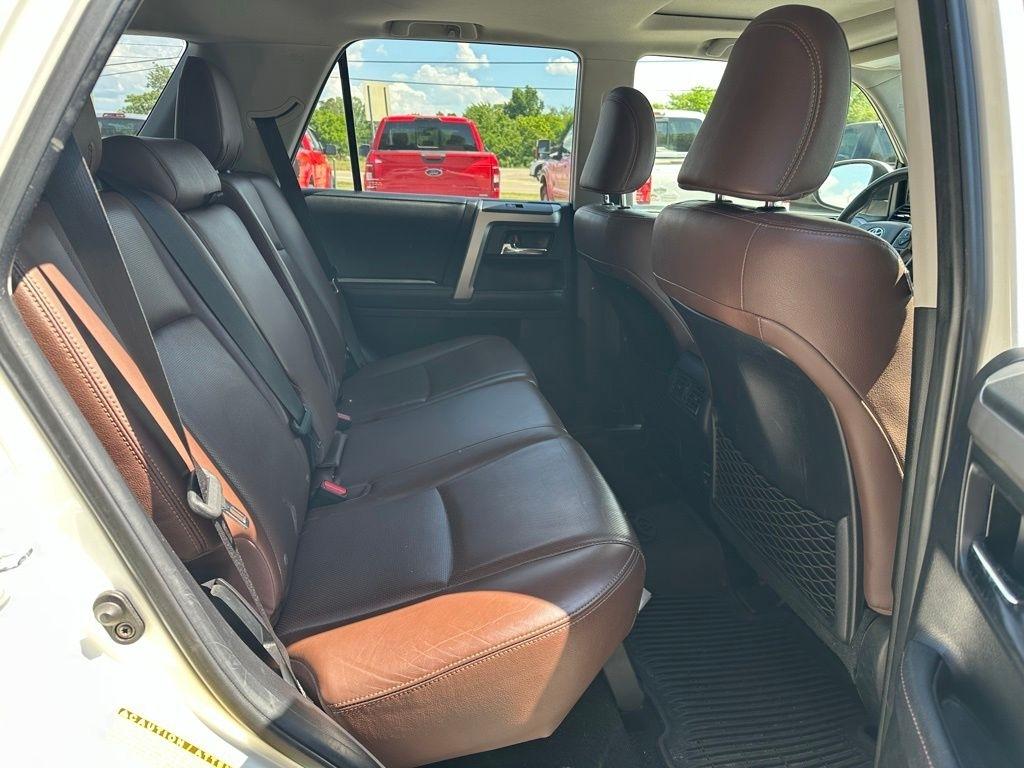 Toyota 4Runner TRD Off Road Premium 4WD (Natl) 2019