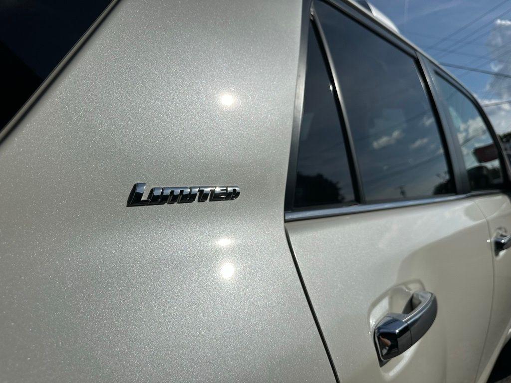 Toyota 4Runner Limited 4WD 2019
