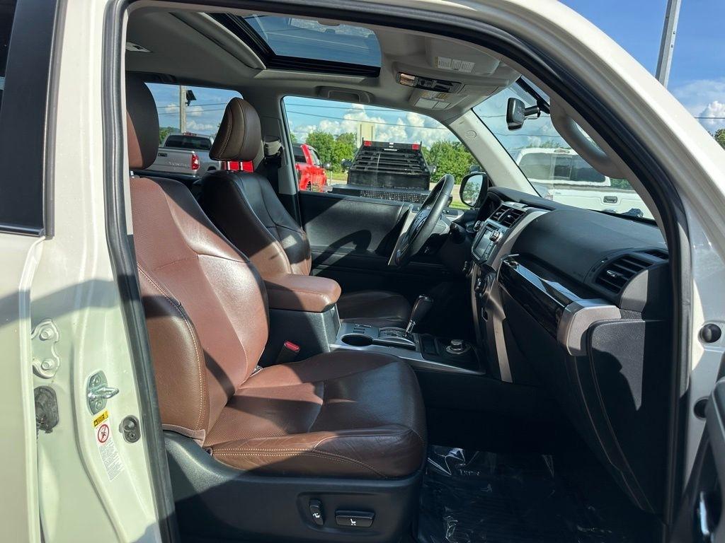 Toyota 4Runner Limited 4WD 2019