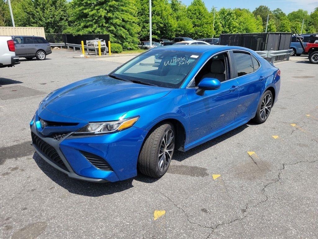Toyota Camry XLE Auto (Natl) 2019