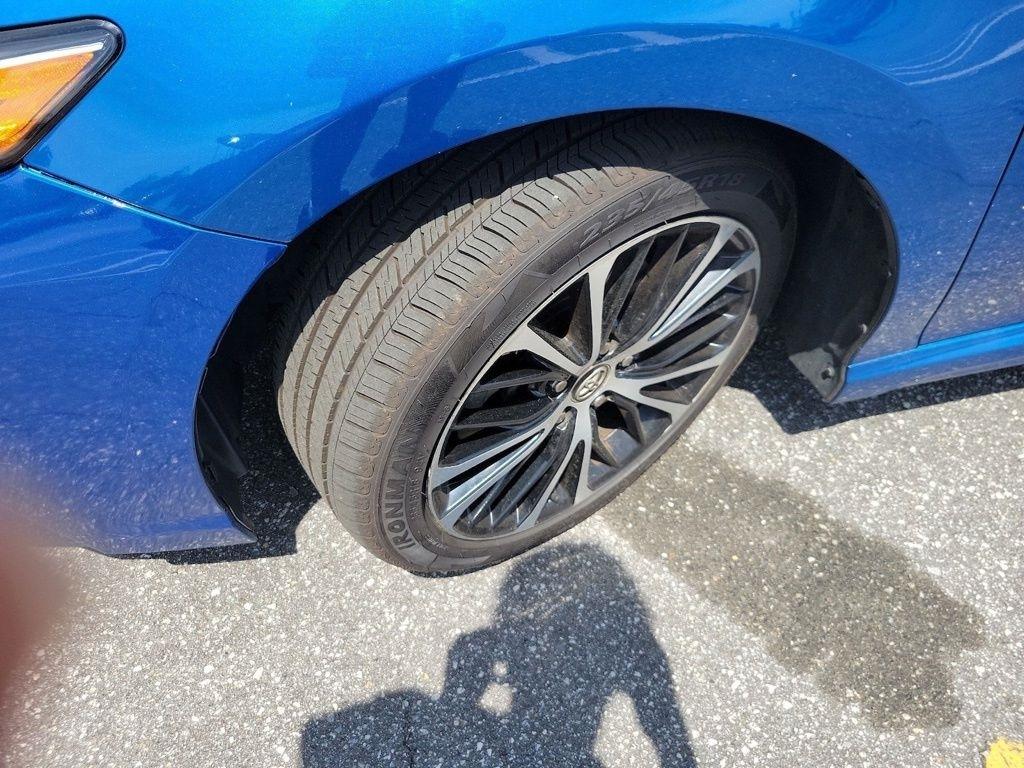 Toyota Camry XLE Auto (Natl) 2019