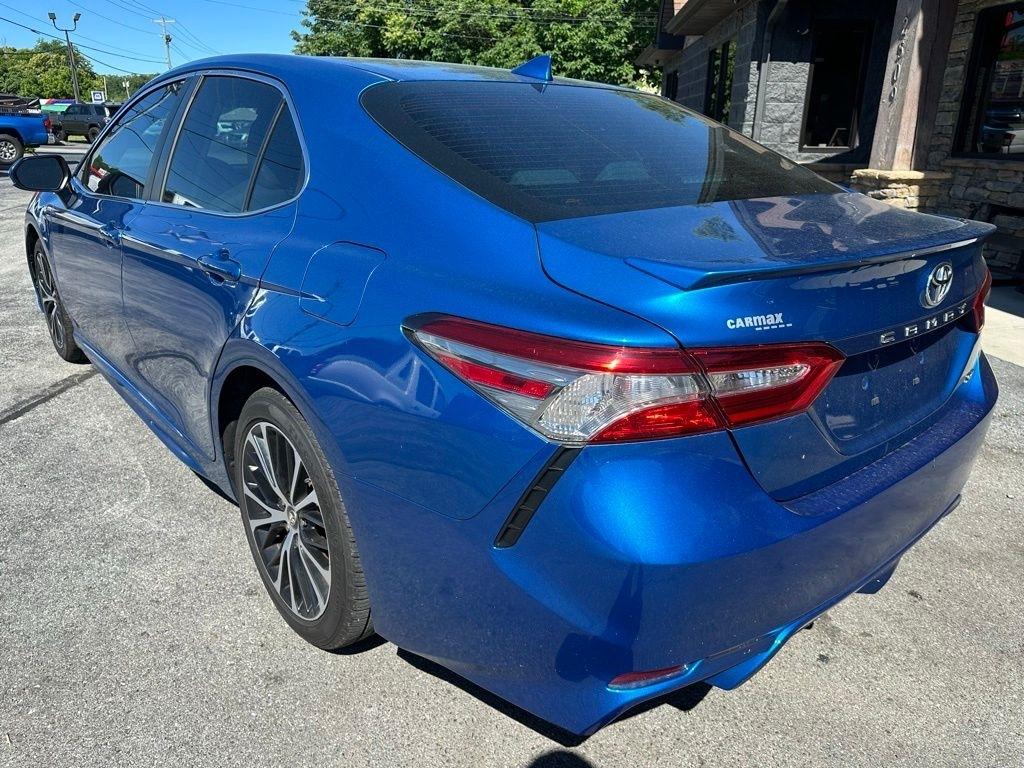 Toyota Camry XLE Auto (Natl) 2019