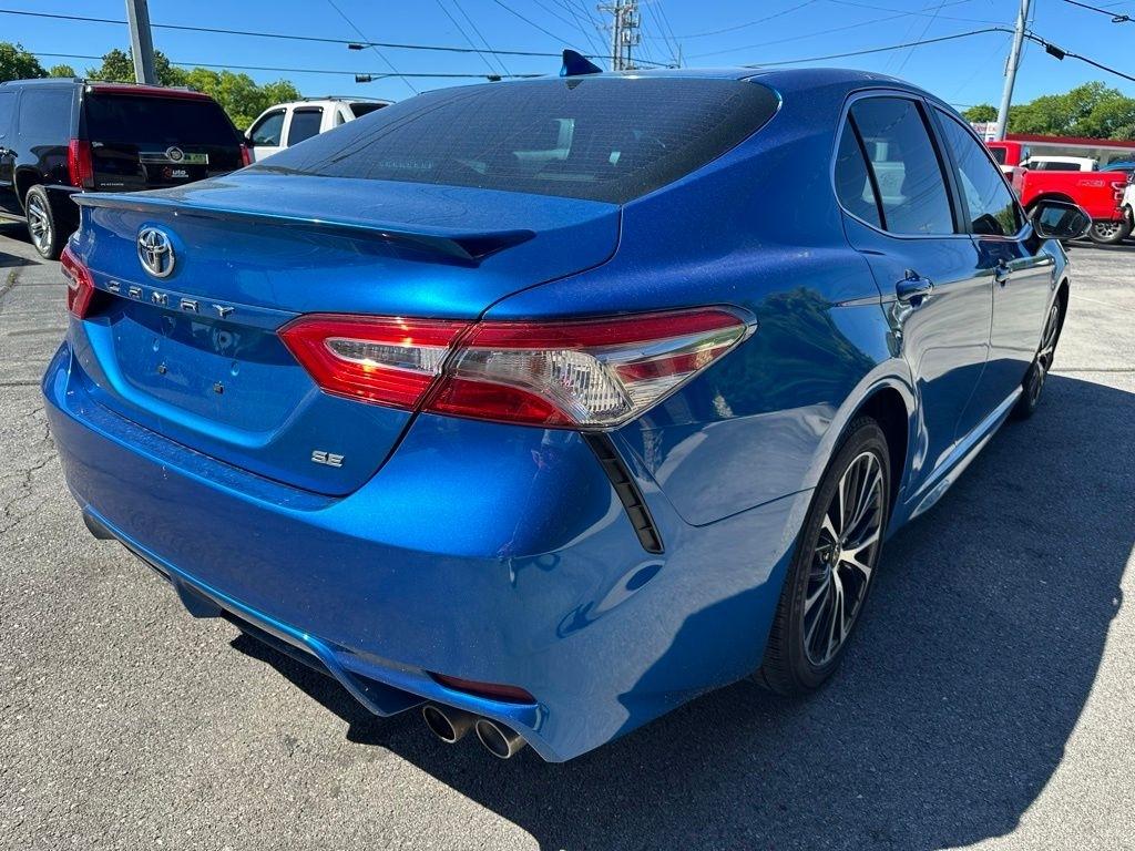 Toyota Camry XLE Auto (Natl) 2019