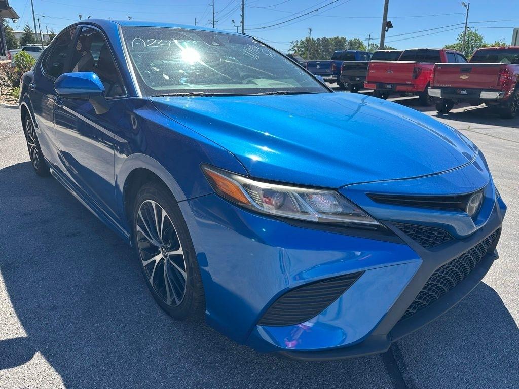 Toyota Camry XLE Auto (Natl) 2019