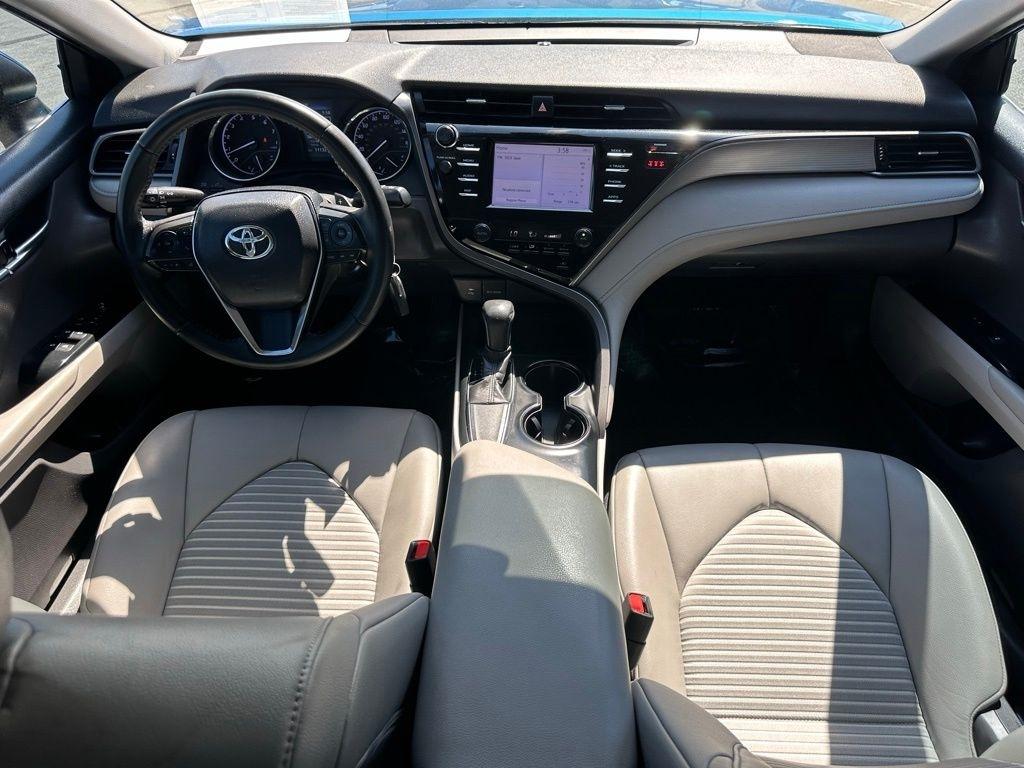 Toyota Camry XLE Auto (Natl) 2019